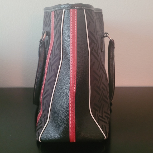 Tignanello Weekender travel Bag - Picture 7 of 14